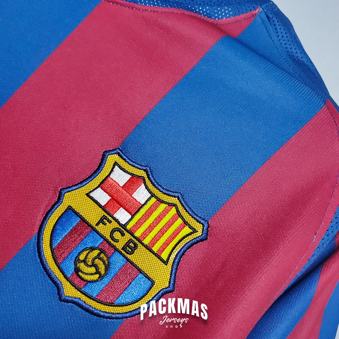FC Barcelona Local Versión Retro | Temporada 05-06
