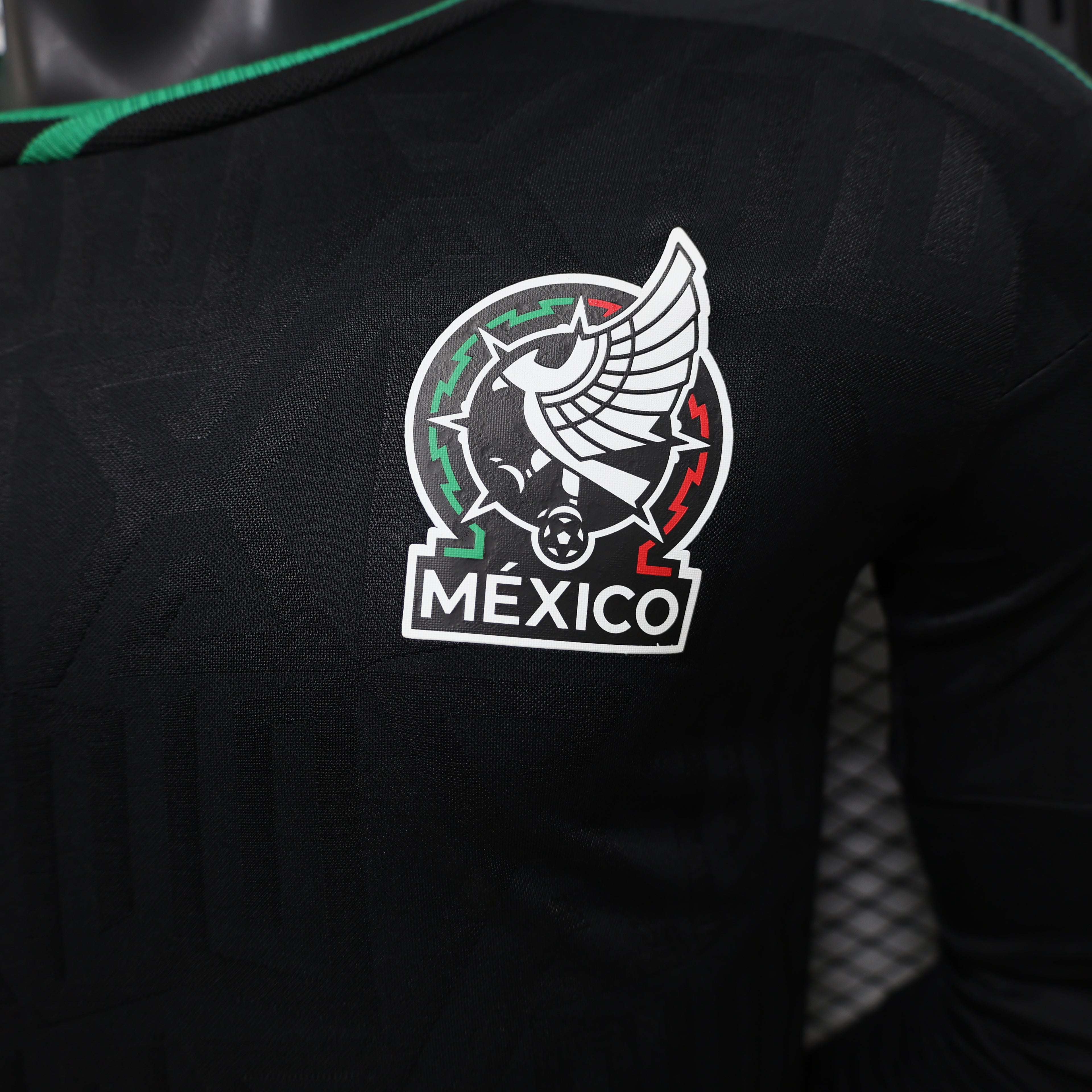 México Alternativa Manga Larga Versión Jugador | Mundial 2026