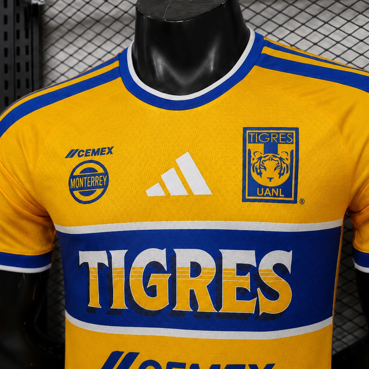 Tigres UANL Local Versión Jugador | Temporada 26-27