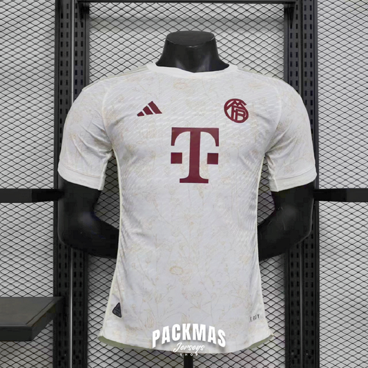 FC Bayern Munich Alternativa Versión Authentic | Temporada 23-24