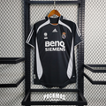 Real Madrid Visitante Versión Retro | Temporada 06-07
