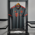 FC Bayern Munich Alternativa Versión Fan | Temporada 22-23