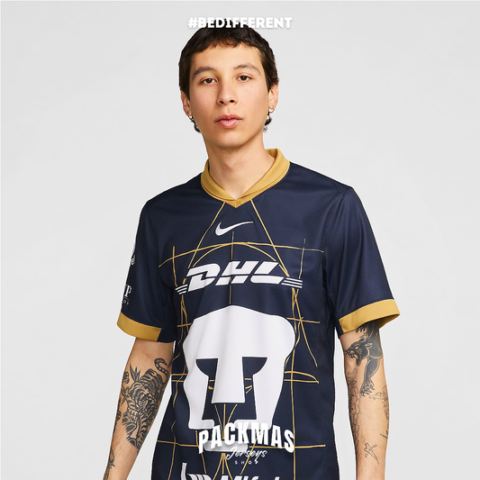 Pumas UNAM Visitante Versión Fan | Temporada 24-25